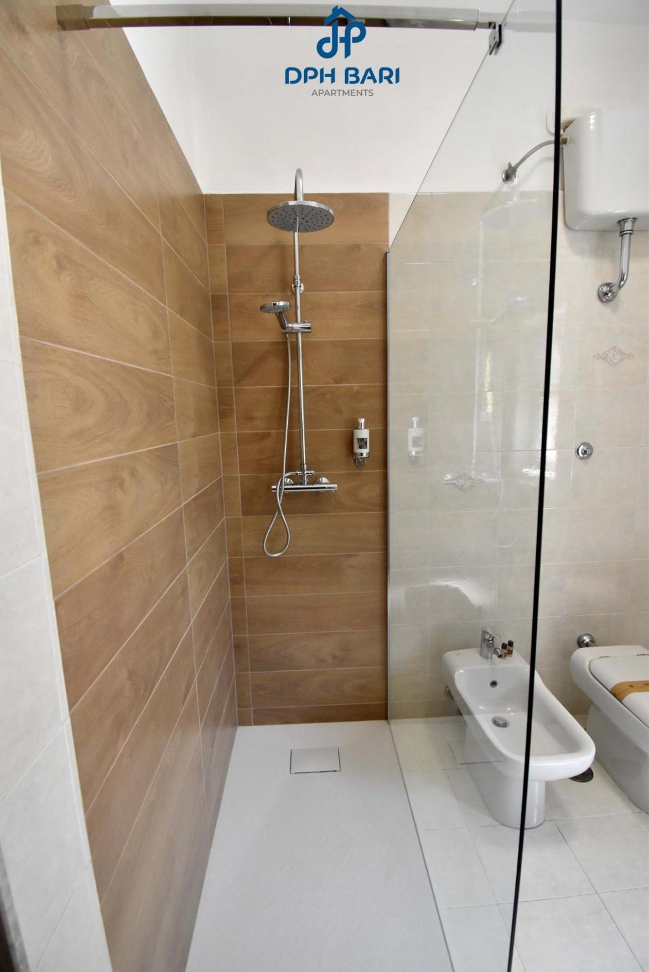 Dph Bari Apartments - Dei Mille Экстерьер фото