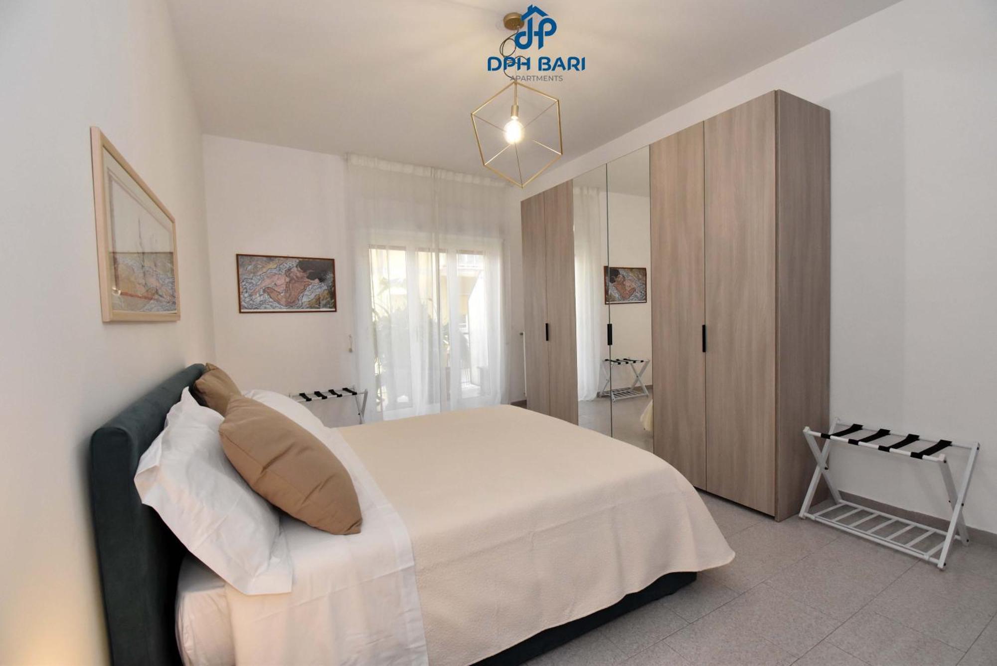 Dph Bari Apartments - Dei Mille Экстерьер фото